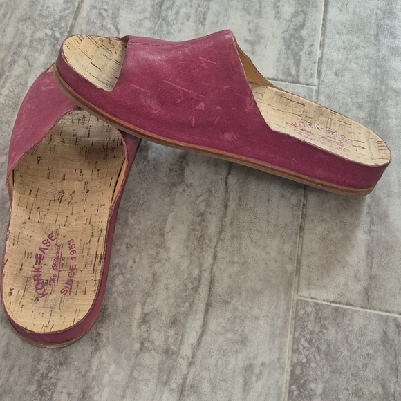 Kork-Ease Pink Leather Mules - Picture 3 of 6